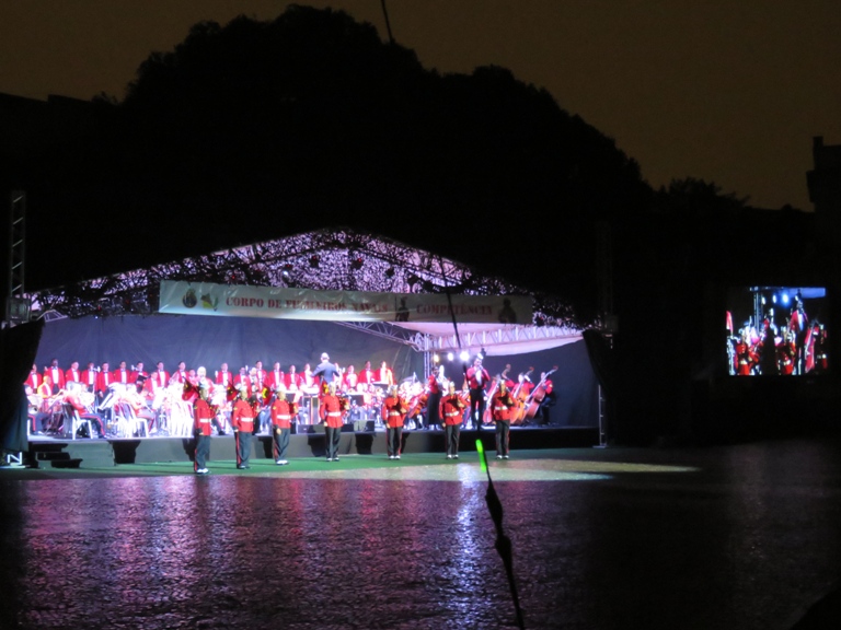 A Importância do Mar para a Integração e o Desenvolvimento dos Países de Língua Portuguesa” foi o tema da Parada Após o Pôr do Sol, realizada pelo Comando-Geral do Corpo de Fuzileiros Navais (CGCFN), nos dias 6, 7 e 8 de agosto. Ao longo dos três dias, o evento reuniu cerca de 2 mil pessoas na Fortaleza de São José da Ilha das Cobras, Centro do Rio, entre família naval, autoridades civis e militares e Comandantes das Marinhas dos estados-membros da Comunidade dos Países de Língua Portuguesa (CPLP).