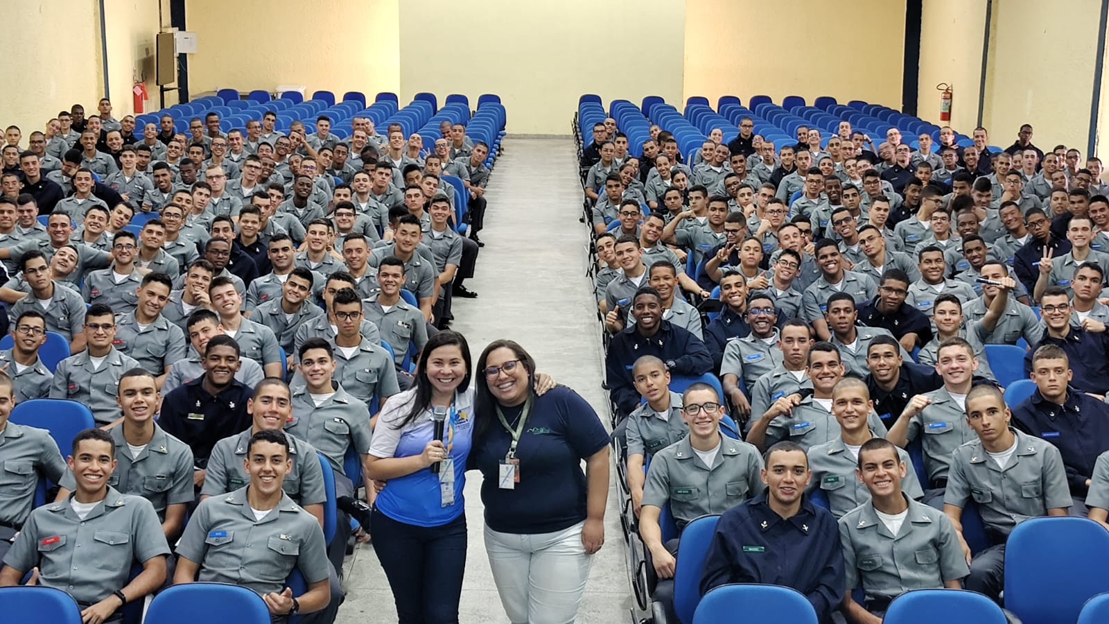 AMN VISITA O COLÉGIO NAVAL PELA PRIMEIRA VEZ E LEVA DIVERSOS BENEFÍCIOS EXCLUSIVOS