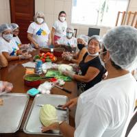 ALUNOS DO ENVELHECER PARTICIPAM DE OFICINA CULINÁRIA