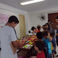 PROJETO EDUCAÇÃO EM SÃO PEDRO DA ALDEIA LEVA CRIANÇAS PARA MERCADINHO NAVAL