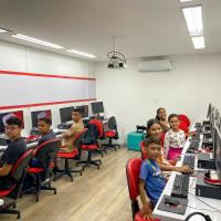 ADOLESCER+ EM BRASÍLIA INICIA TURMA DE COMPUTAÇÃO E ROBÓTICA