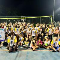 ADOLESCER+ EM SÃO PEDRO DA ALDEIA PROMOVE AULAS DE VÔLEI