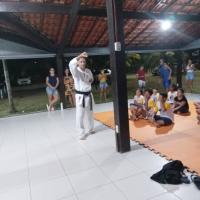 AMN PROMOVE AULA INAUGURAL DA OFICINA DE KARATÊ DO ADOLESCER+ EM SÃO PEDRO DA ALDEIA