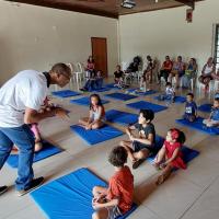 OFICINA DE CONTAÇÃO DE HISTÓRIAS LEVA ESPÍRITO DE CARIDADE E AMOR AO PRÓXIMO PARA PEQUENINOS DE LADÁRIO