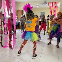 BAILINHO DE CARNAVAL MOVIMENTA ENVELHECER EM SALVADOR