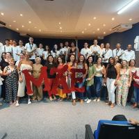 AMN EM NATAL REALIZA APRESENTAÇÃO MUSICAL EM HOMENAGEM AO MÊS DAS MÃES