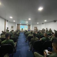 TRIPULAÇÃO DO GPT-FNRJ RECEBE PALESTRA DA EQUIPE DO AMN 