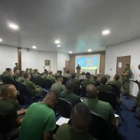 TRIPULAÇÃO DO GPT-FNRJ RECEBE PALESTRA DA EQUIPE DO AMN 