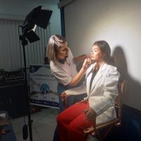 OFICINA DE MAQUIAGEM PROFISSIONAL E COLOCAÇÃO DE CÍLIOS É REALIZADA PELO AMN EM SÃO PEDRO DA ALDEIA