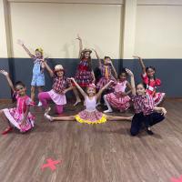 OFICINA DE BALÉ EM MANAUS REALIZA APRESENTAÇÃO ESPECIAL NA FESTA JULINA