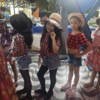 OFICINA DE BALÉ EM MANAUS REALIZA APRESENTAÇÃO ESPECIAL NA FESTA JULINA