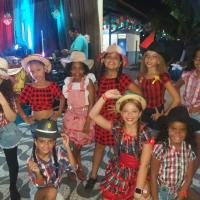 OFICINA DE BALÉ EM MANAUS REALIZA APRESENTAÇÃO ESPECIAL NA FESTA JULINA