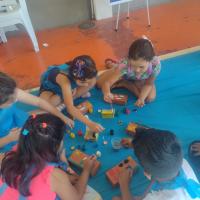 OFICINA DE PINTURA ESTIMULA CRIATIVIDADE ENTRE OS PEQUENOS DA FAMÍLIA NAVAL EM SÃO PEDRO DA ALDEIA