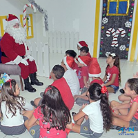 ESCOLA ALMIRANTE CARNEIRO RIBEIRO ENCERRA AS AULAS COM SUA FESTA DE NATAL