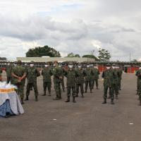 ENTREGA DE BOMBONS NO CIAB