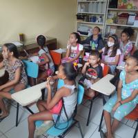 AMN EM SALVADOR PROMOVE OFICINA BILÍNGUE PARA ALUNOS DO ADOLESCER+