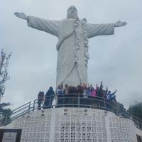 ATIVIDADES NO MORRO DO CRISTO REI DO PANTANAL MOVIMENTA ENVELHECER EM LADÁRIO