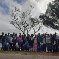 ATIVIDADES NO MORRO DO CRISTO REI DO PANTANAL MOVIMENTA ENVELHECER EM LADÁRIO