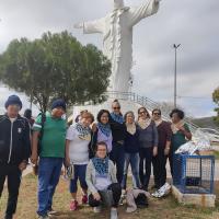 ATIVIDADES NO MORRO DO CRISTO REI DO PANTANAL MOVIMENTA ENVELHECER EM LADÁRIO