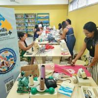 CAPACITAR EM SALVADOR REALIZA CURSO DE CUSTOMIZAÇÃO DE ROUPAS