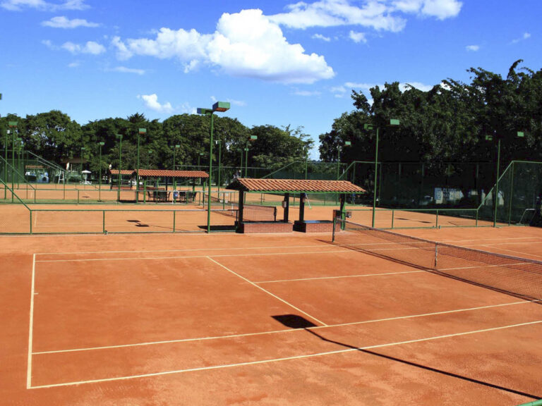 quadras de tenis